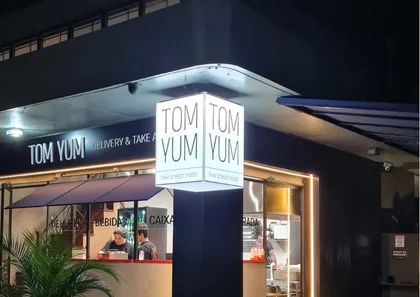 TOM YUM