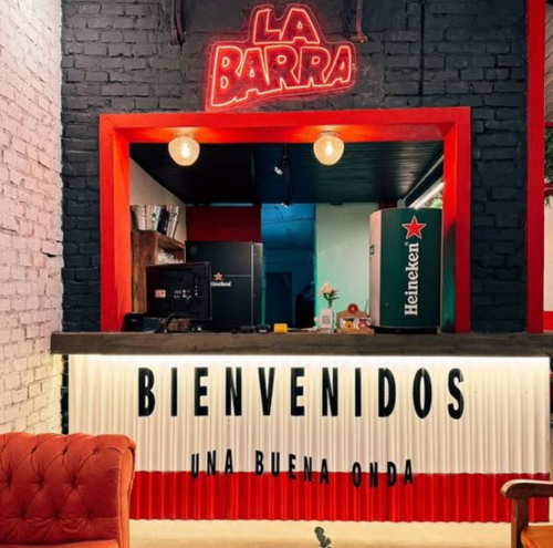 LA BARRA