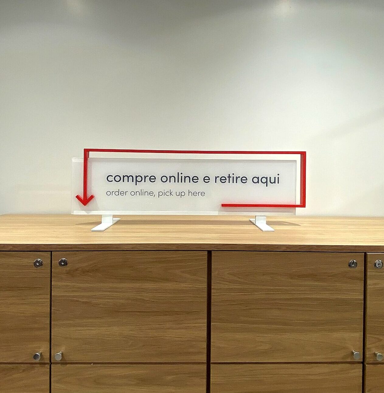 Sinalização_Renner